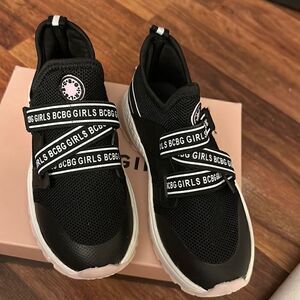 BRAND NEW BCBG SIZE 1